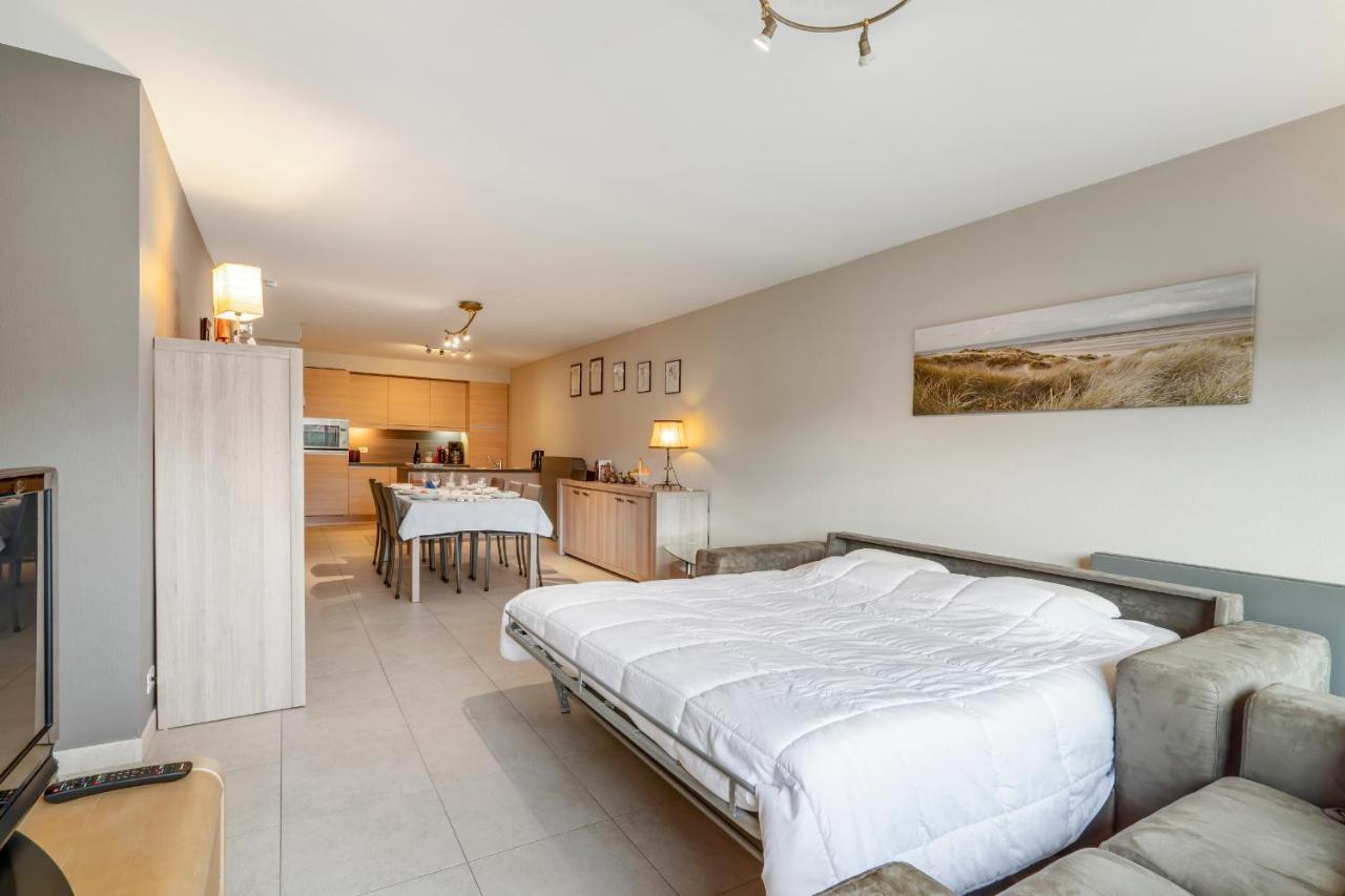 Luxury Apartment With Garden Close To The Beach Остенде Екстериор снимка
