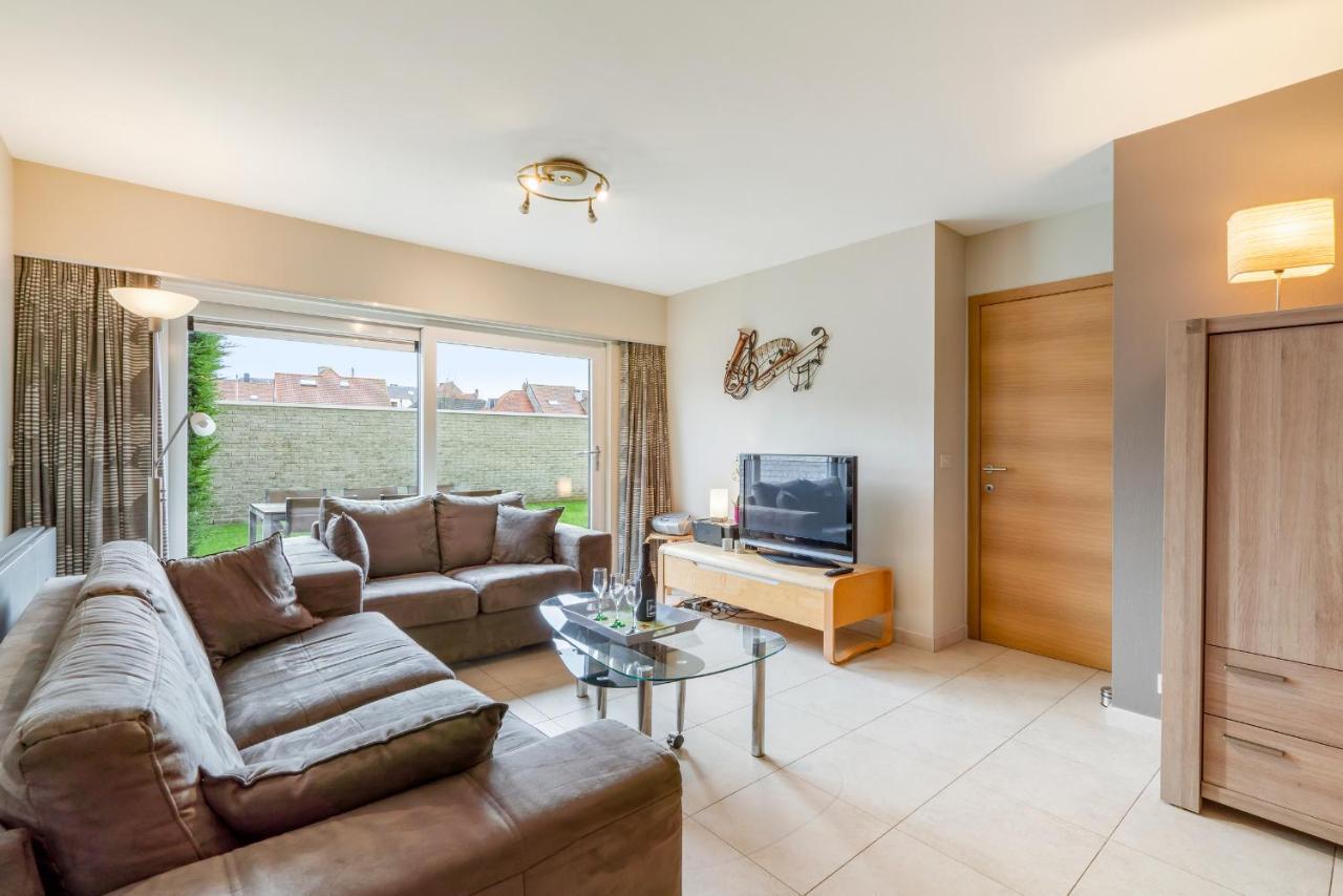 Luxury Apartment With Garden Close To The Beach Остенде Екстериор снимка