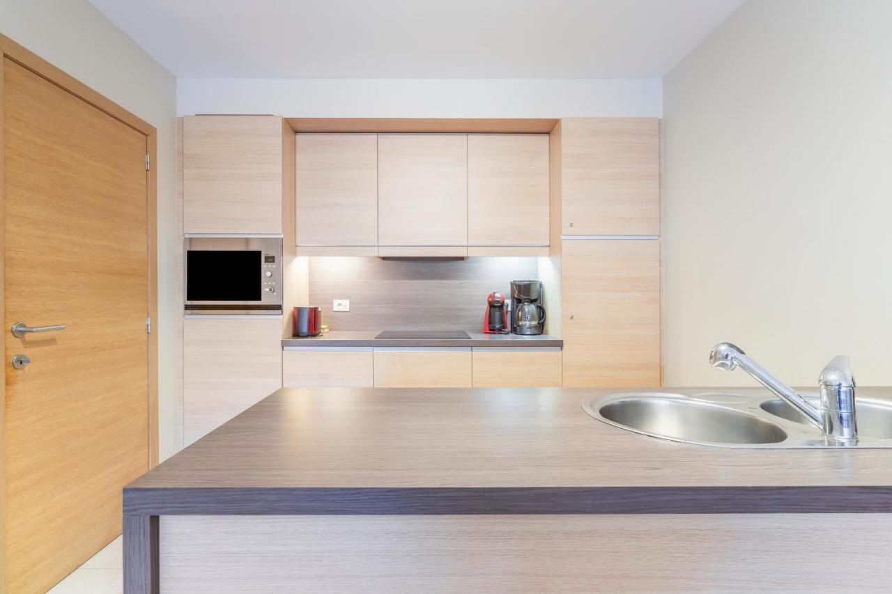 Luxury Apartment With Garden Close To The Beach Остенде Екстериор снимка