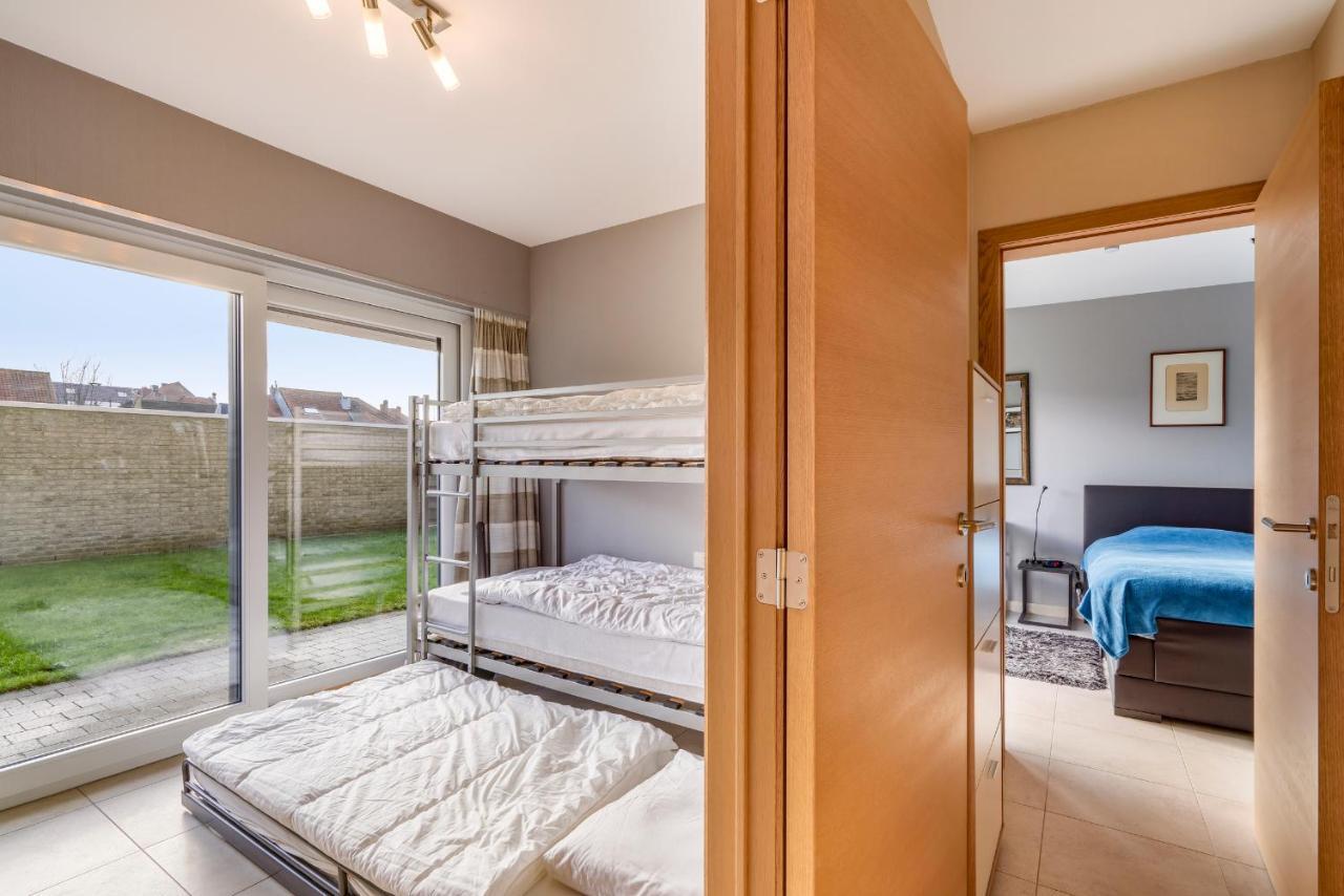 Luxury Apartment With Garden Close To The Beach Остенде Екстериор снимка